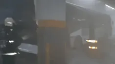 se incendio un colectivo en la zona de retiro y hubo seis heridos se incendio un colectivo en la zona de retiro y hubo seis heridos