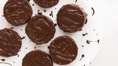 Muy rico: cómo hacer alfajores helados de frutilla en verano. Muy rico: cómo hacer alfajores helados de frutilla en verano.