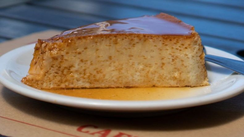 Su flan casero con dulce de leche es una delicia que no se puede dejar de probar
