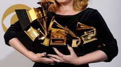Suspendieron los premios Grammy por la tercera ola de Covid. Suspendieron los premios Grammy por la tercera ola de Covid.