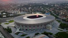 El Puskás Aréna fue inagurado en noviembre de 2019. El Puskás Aréna fue inagurado en noviembre de 2019.