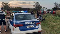 Investigan si el lugar donde hallaron a la mujer es la escena del crímen.