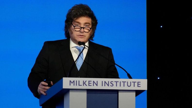 El Presidente disertó en el foro económico de Milken Institute