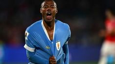 Eliminatorias: Uruguay goleó a Chile en el inicio de la era Bielsa Eliminatorias: Uruguay goleó a Chile en el inicio de la era Bielsa