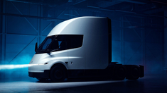El Tesla Semi es el camión eléctrico con el que la compañía prepara su desembarco en el mercado europeo.