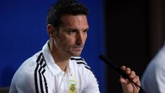 Scaloni anunció la lista oficial para el Mundial de Qatar 2022. Scaloni anunció la lista oficial para el Mundial de Qatar 2022.