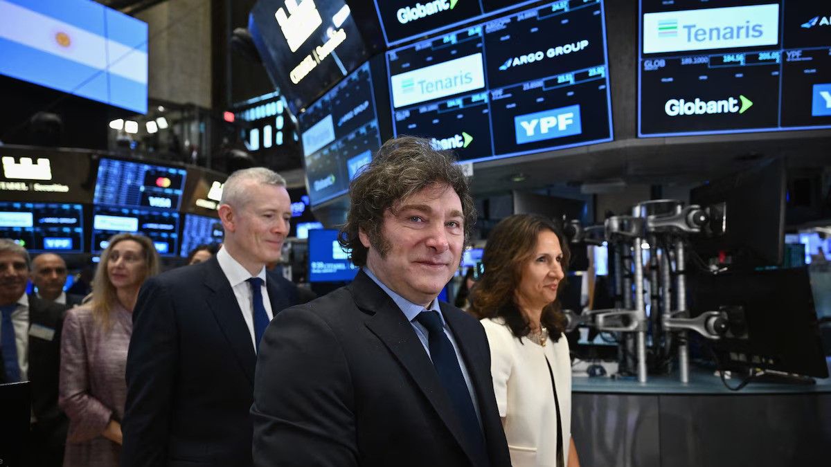 Alivio en los mercados: ADRs subieron hasta 4% y el riesgo país quebró un piso clave