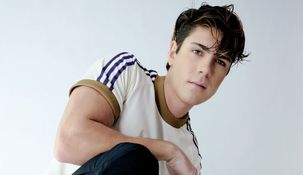 Marcos Ginocchio de Gran Hermano 2022 es el nuevo modelo de Ricky Sarkany. Marcos Ginocchio de Gran Hermano 2022 es el nuevo modelo de Ricky Sarkany.