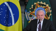 Lula da Silva, presidente de Brasil. Lula da Silva, presidente de Brasil.