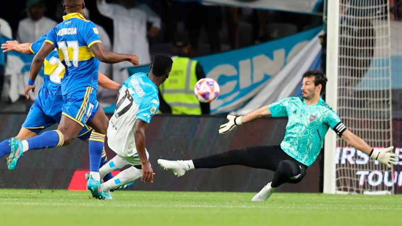 El gol de Johan Carbonero