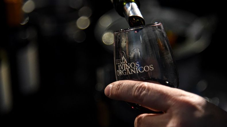 Este encuentro se presenta como una excelente oportunidad para conocer etiquetas que priorizan el respeto por el entorno y adoptan prácticas agrícolas responsables. 