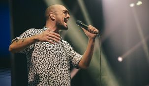 Abel Pintos en su presentación en la Fiesta Nacional e Internacional del Poncho.