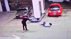 Robaban en una estación de servicio y una policía de la Ciudad los enfrentó a tiros. Robaban en una estación de servicio y una policía de la Ciudad los enfrentó a tiros.