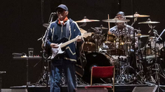 eric Clapton brindó un show descomunal en Vélez. eric Clapton brindó un show descomunal en Vélez.