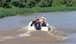 El cuerpo de la víctima es buscado en el Río Paraná y su homicida se encuentra prófugo.&nbsp;