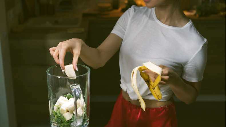 Cómo hacer el batido de banana y mantequilla de maní.