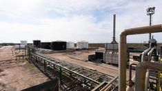 El capital será utilizado para avanzar con la obra de ampliación de la refinería.