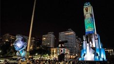 El monumento se pone la 10 fue denominado el espectáculo homenaje. El monumento se pone la 10 fue denominado el espectáculo homenaje.