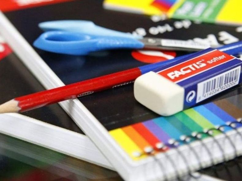 Beneficiarios de AUH y SUAF podrán recibir la Ayuda Escolar Anual