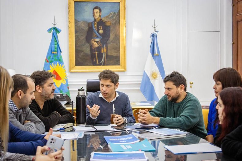 Axel Kicillof junto a Grabois en la gobernación.&nbsp;
