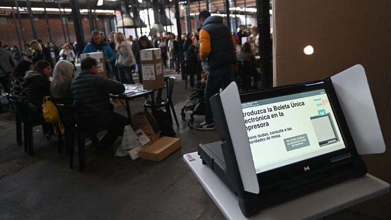 La utilización de las máquinas generó problemas en el comicio.
