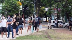 Largas filas en Capital Federal para testearse. Largas filas en Capital Federal para testearse.