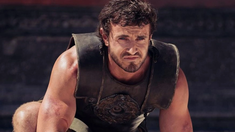 “Gladiador 2” combina acción, drama y un despliegue visual impresionante, consolidándose como una de las secuelas más esperadas y exitosas del 2024, ya disponible para disfrutar en la gran N roja.