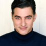 Se trata del actor israelí Guy Kapulnik.