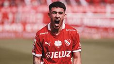 Santiago Montiel, autor de dos tantos ante Riestra. Santiago Montiel, autor de dos tantos ante Riestra.