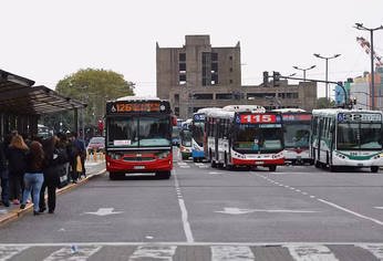 El conflicto salarial de los choferes de colectivos no encuentra solución.&nbsp;