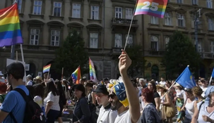 La Unión Europea llamó a que Hungría permita las marchas del colectivo LGBTIQ+.