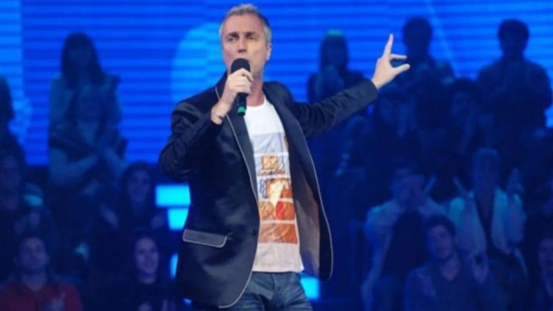 En un programa de streaming se dió a conocer una historia de amor que protagonizó el famoso conductor