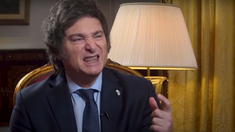 Javier MIlei le brindó una entrevista al periodista peruano Jaime Bayly. Javier MIlei le brindó una entrevista al periodista peruano Jaime Bayly.