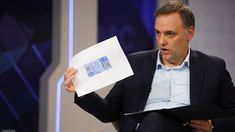 Manuel Adorni justificó sus ingresos no declarados como ahorros en negro y se disculpó. Manuel Adorni justificó sus ingresos no declarados como ahorros en negro y se disculpó.