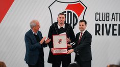 El reconocimiento del club a Franco Armani.