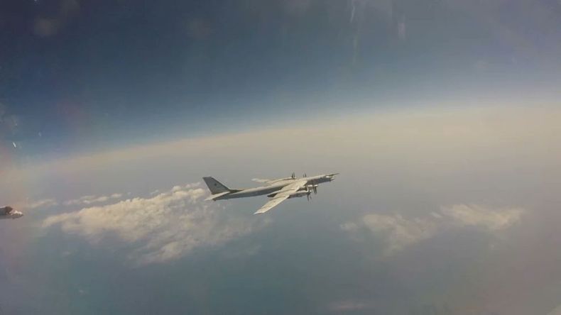 Dos bombarderos rusos Tu-95 fueron interceptados después de ingresar y operar dentro de la Zona de Identificación de Defensa Aérea de Alaska