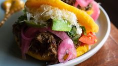 Las arepas pelúas es uno de los platos tradicionales. Las arepas pelúas es uno de los platos tradicionales.