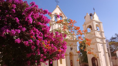 Este pueblo está a pocos kilómetros de Salta capital y tiene un paisaje de película, ¿cuál es?.
