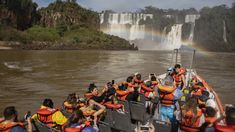 Hay una hermosa isla en las Cataratas del Iguazú, Misiones, que tiene una playa escondida que podes visitar este verano 2025. Hay una hermosa isla en las Cataratas del Iguazú, Misiones, que tiene una playa escondida que podes visitar este verano 2025.