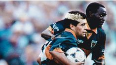 Tchami es el único futbolista africano que compartió plantel con Maradona. Tchami es el único futbolista africano que compartió plantel con Maradona.