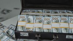 El dólar blue se incrementó por segundo día consecutivo. El dólar blue se incrementó por segundo día consecutivo.