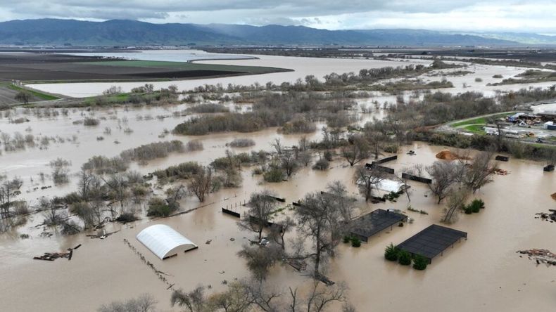 La tormenta provocó devastación.