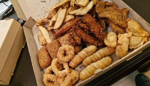 El bodegón barato cerca de Buenos Aires que hace empanadas y salchichas alemanas.