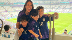 Antonela y la familia Messi arribó a Rosario en un vuelo especial. Antonela y la familia Messi arribó a Rosario en un vuelo especial.