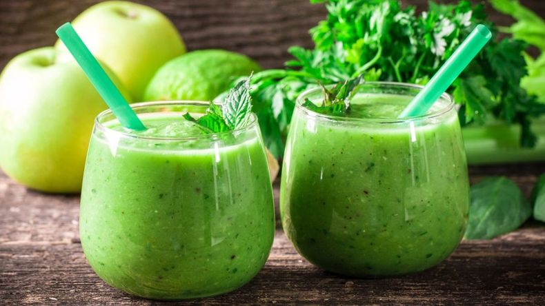 Esto resulta beneficioso para los riñones, ya que contribuye a eliminar el exceso de líquidos y sales minerales, previniendo la formación de cálculos renales y otras afecciones.  