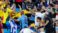 La pelea entre los jugadores de Uruguay e hinchas de Colombia tras el partido. La pelea entre los jugadores de Uruguay e hinchas de Colombia tras el partido.