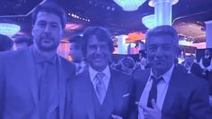 Ricardo Darín y Santiago Mitre se sacron una foto con Tom Cruise en la previa de los Premios Oscars Ricardo Darín y Santiago Mitre se sacron una foto con Tom Cruise en la previa de los Premios Oscars