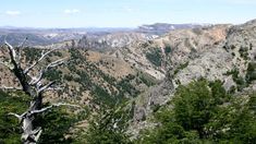 El Valle del Cerro Challhuaco se encuentra dentro del Parque Nacional Nahuel Huapi El Valle del Cerro Challhuaco se encuentra dentro del Parque Nacional Nahuel Huapi