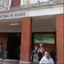 El efectivo policial fue trasladado al Hospital Interzonal Evita de Lanús donde murió por las heridas. El efectivo policial fue trasladado al Hospital Interzonal Evita de Lanús donde murió por las heridas.