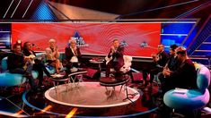 VIDEO: Una inglesa irrumpió el programa de Fantino y Tevez hizo de traductor VIDEO: Una inglesa irrumpió el programa de Fantino y Tevez hizo de traductor